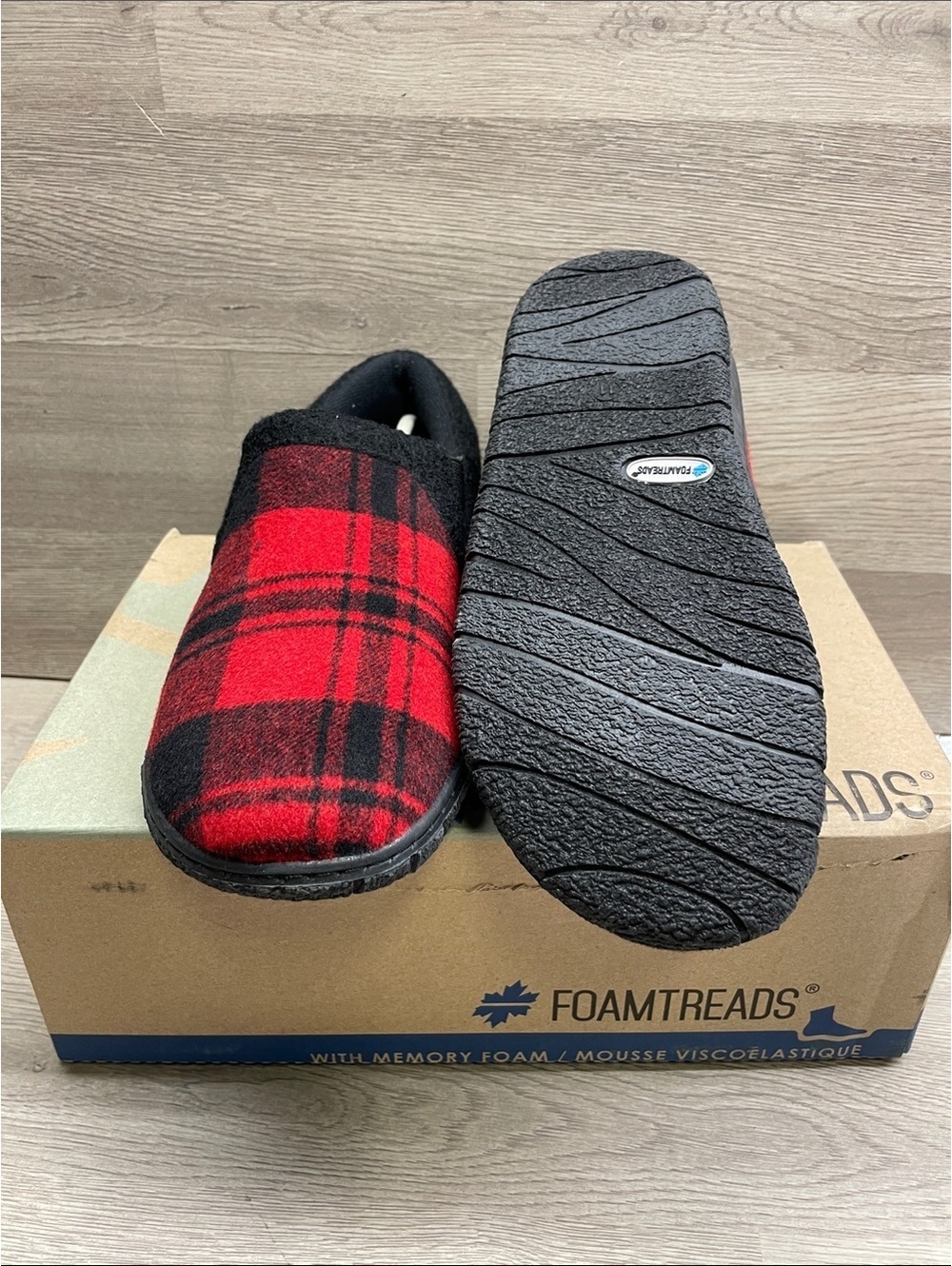 Foamtreads Red and Black Plaid Women's Slippers #342